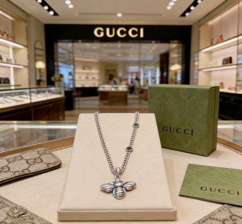 Gucci Necklace  02yxs68 (3)