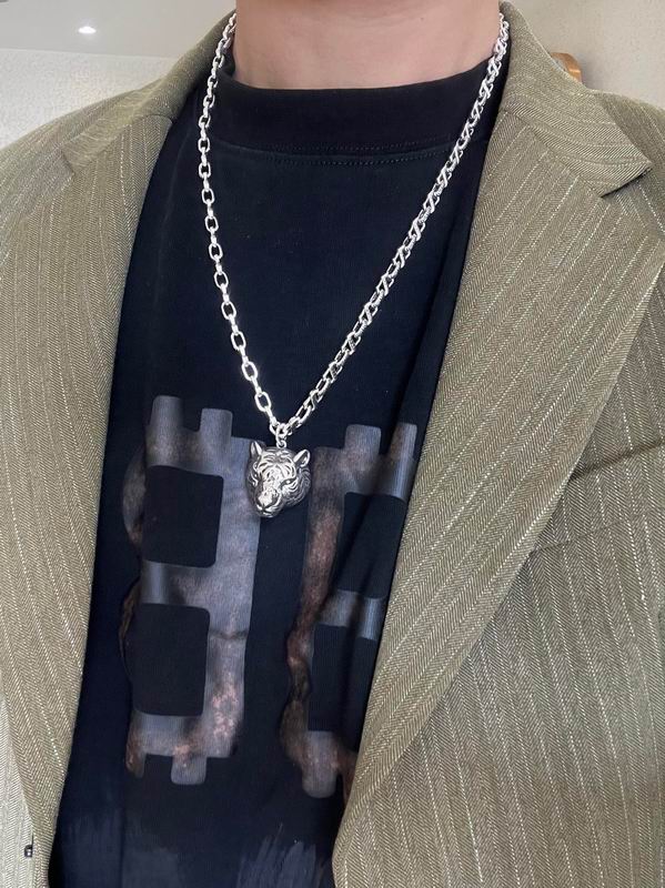 Gucci Necklace  02yxs70 (3)