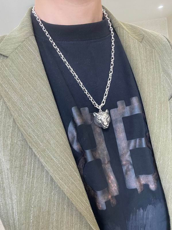 Gucci Necklace  02yxs70 (9)