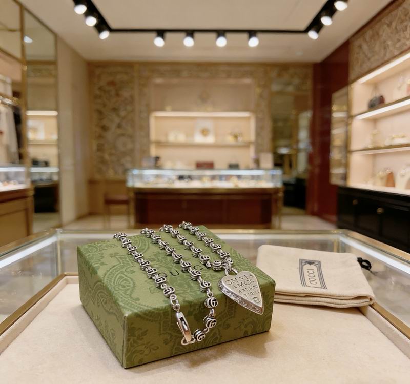 Gucci Necklace  02yxs72 (4)