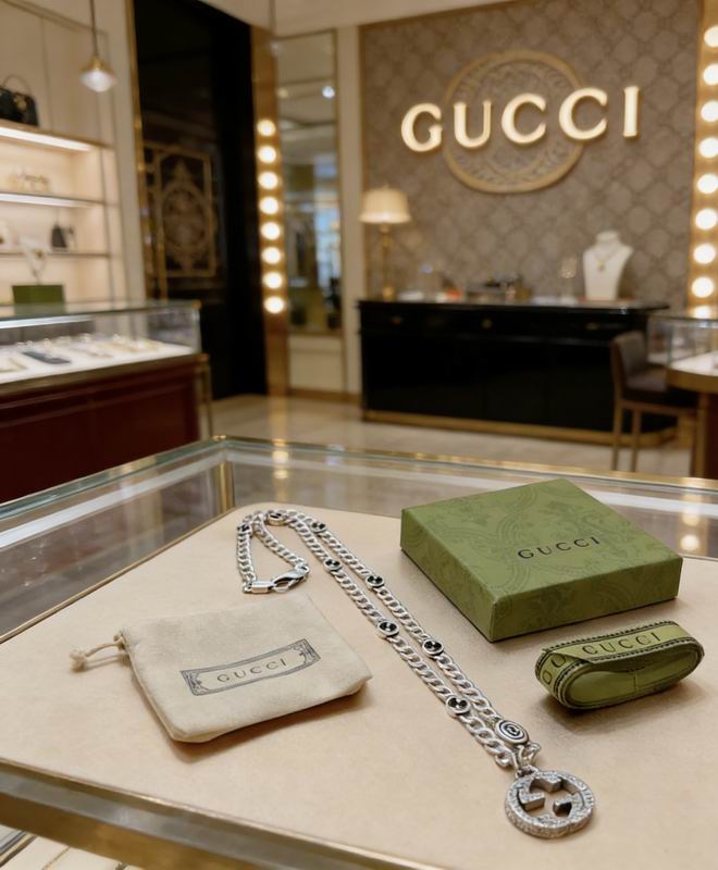 Gucci Necklace  02yxs76 (9)