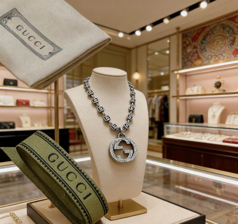 Gucci Necklace  02yxs79 (4)