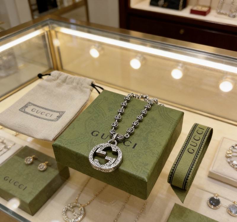 Gucci Necklace  02yxs79 (9)