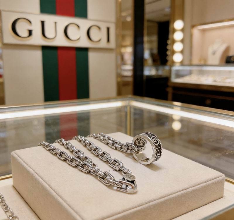 Gucci Necklace  02yxs80 (4)