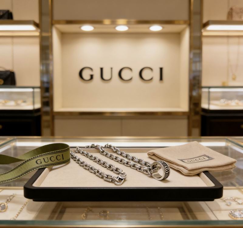 Gucci Necklace  02yxs80 (8)