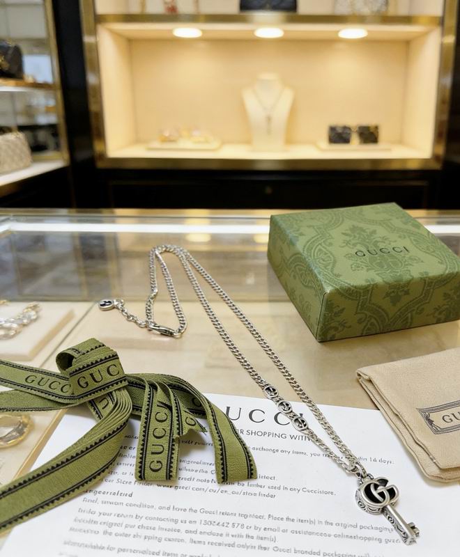 Gucci Necklace  02yxs82 (4)