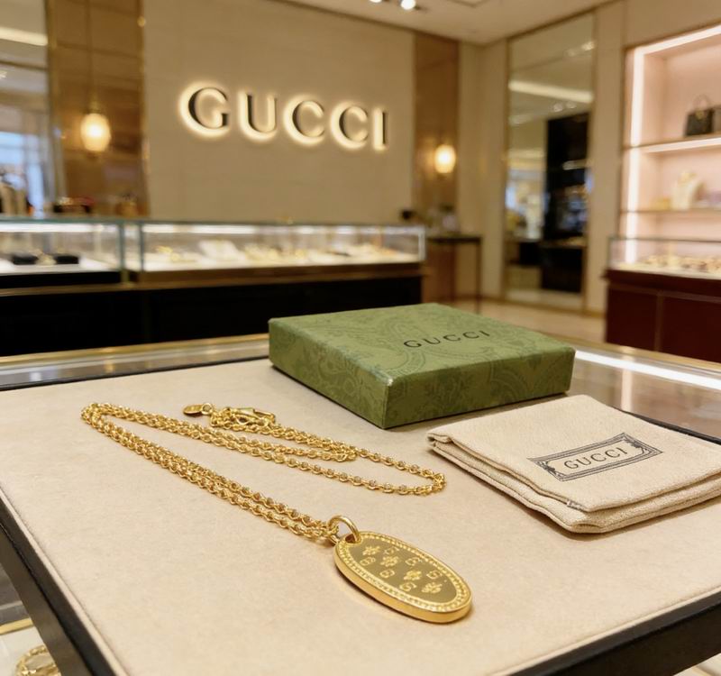 Gucci Necklace  02yxs83 (2)