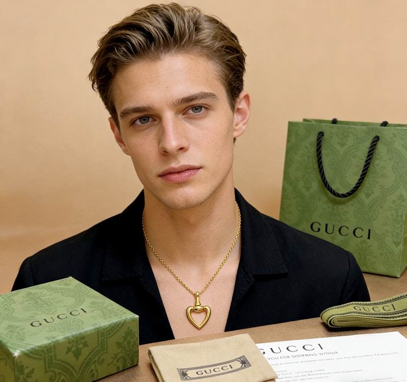 Gucci Necklace  02yxs84 (1)