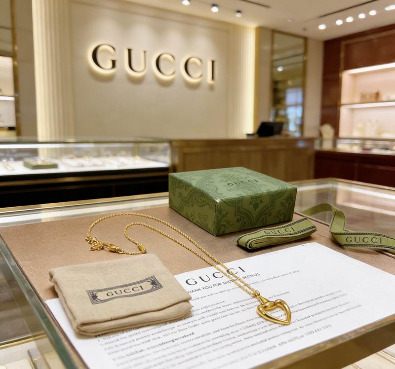 Gucci Necklace  02yxs84 (3)