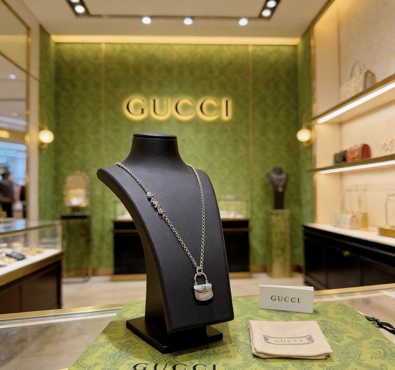 Gucci Necklace  02yxs86 (7)