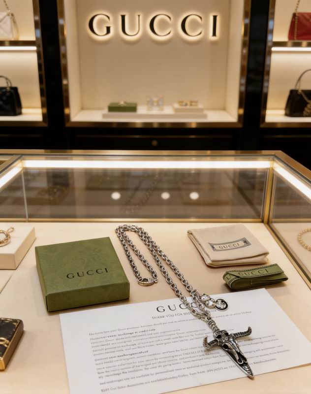 Gucci Necklace  03yxs103 (7)