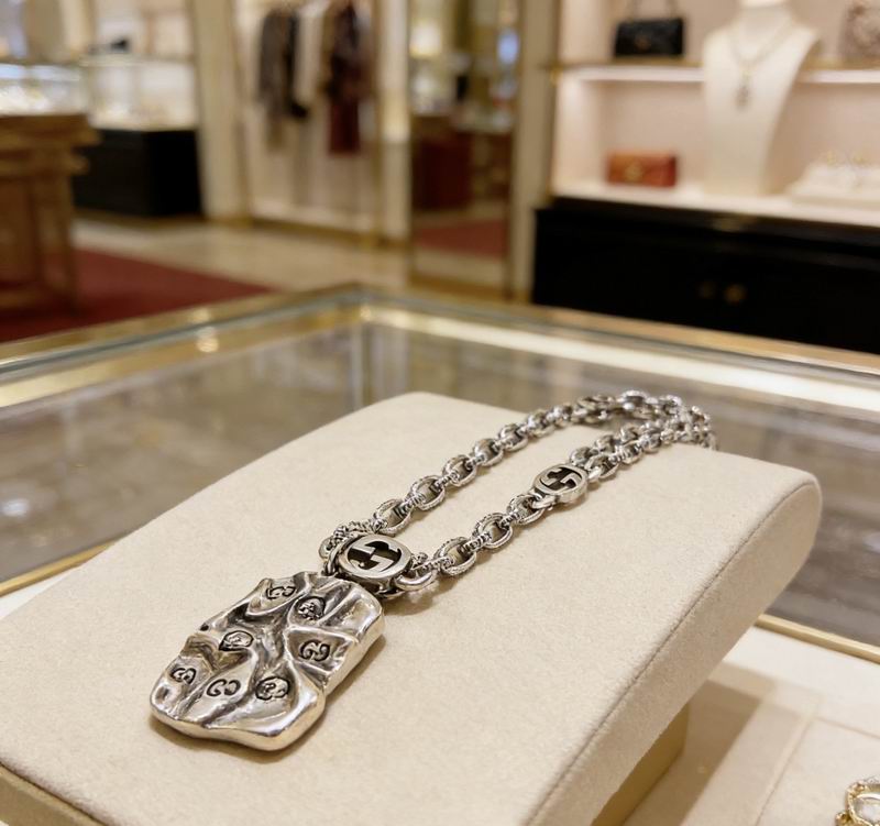 Gucci Necklace  03yxs112 (6)