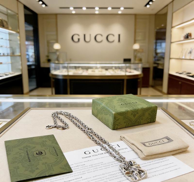 Gucci Necklace  03yxs112 (9)