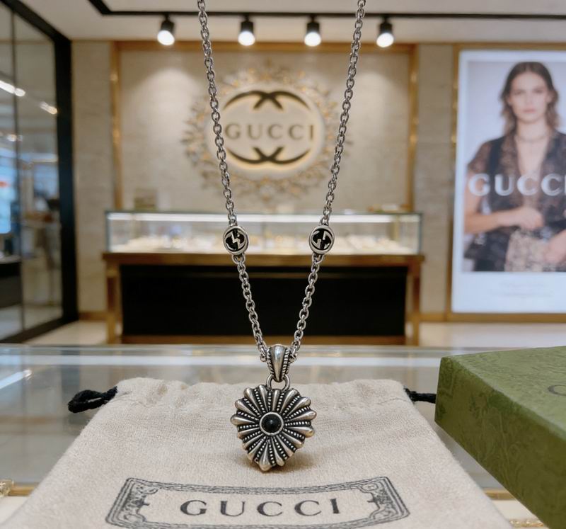 Gucci Necklace  03yxs114 (8)