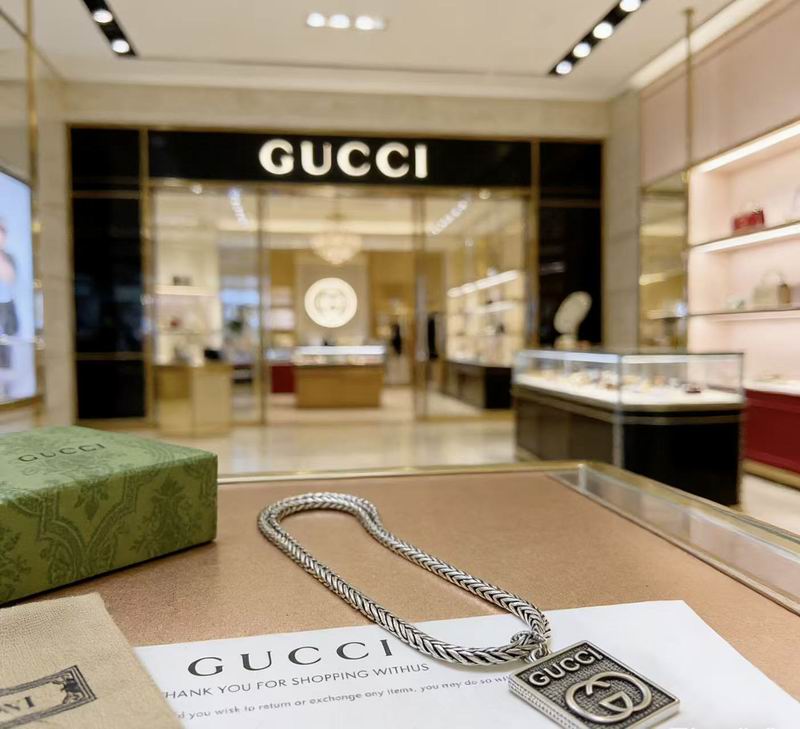 Gucci Necklace  03yxs120 (5)