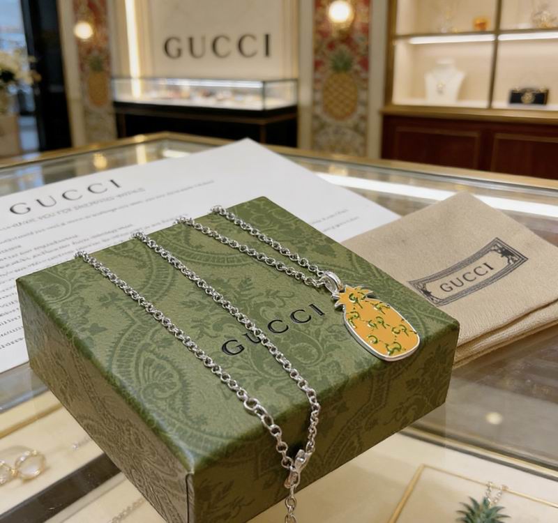 Gucci Necklace  03yxs136 (2)