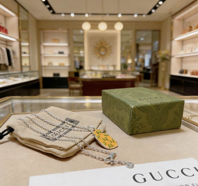 Gucci Necklace  03yxs136 (5)