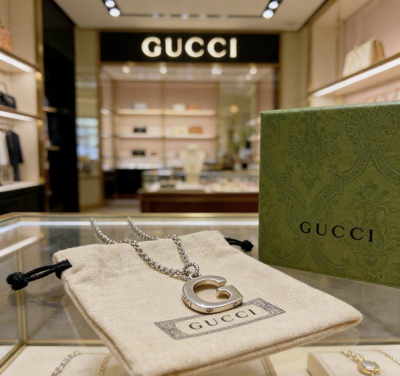 Gucci Necklace  03yxs163 (9)