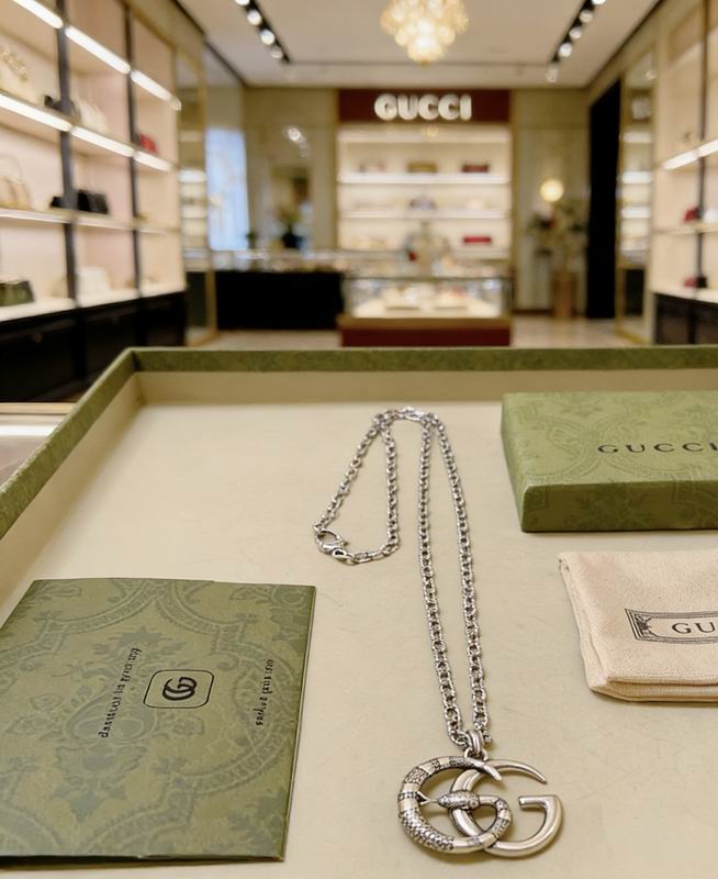Gucci Necklace  03yxs165 (7)