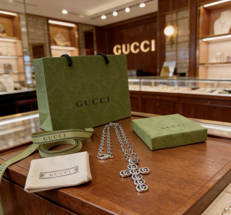 Gucci Necklace  03yxs180 (5)