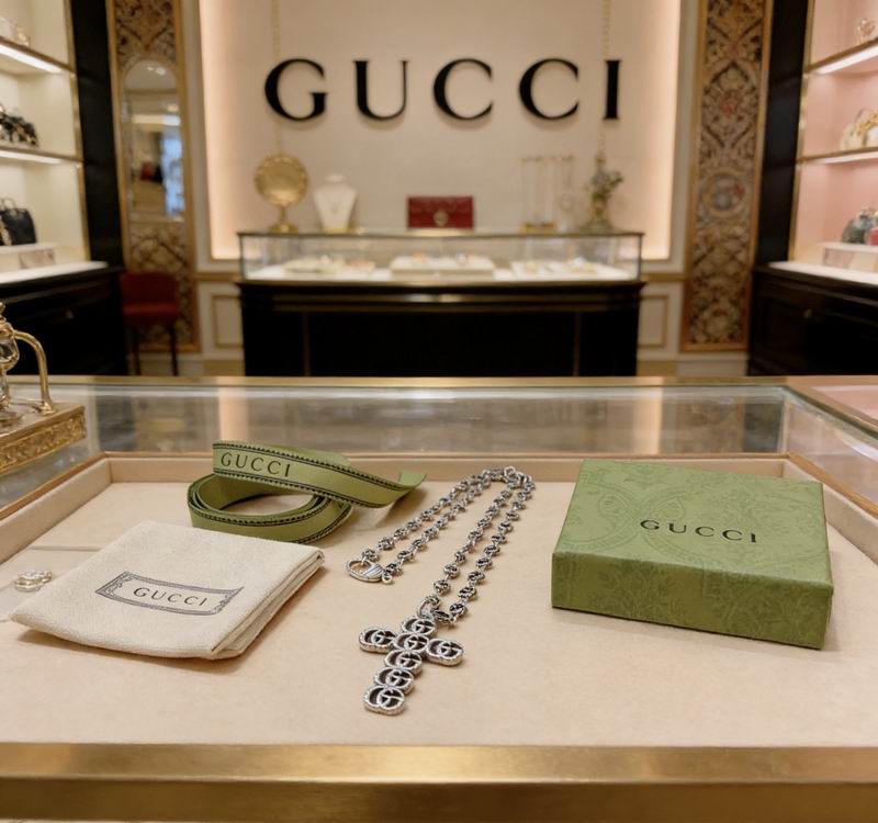 Gucci Necklace  03yxs180 (9)