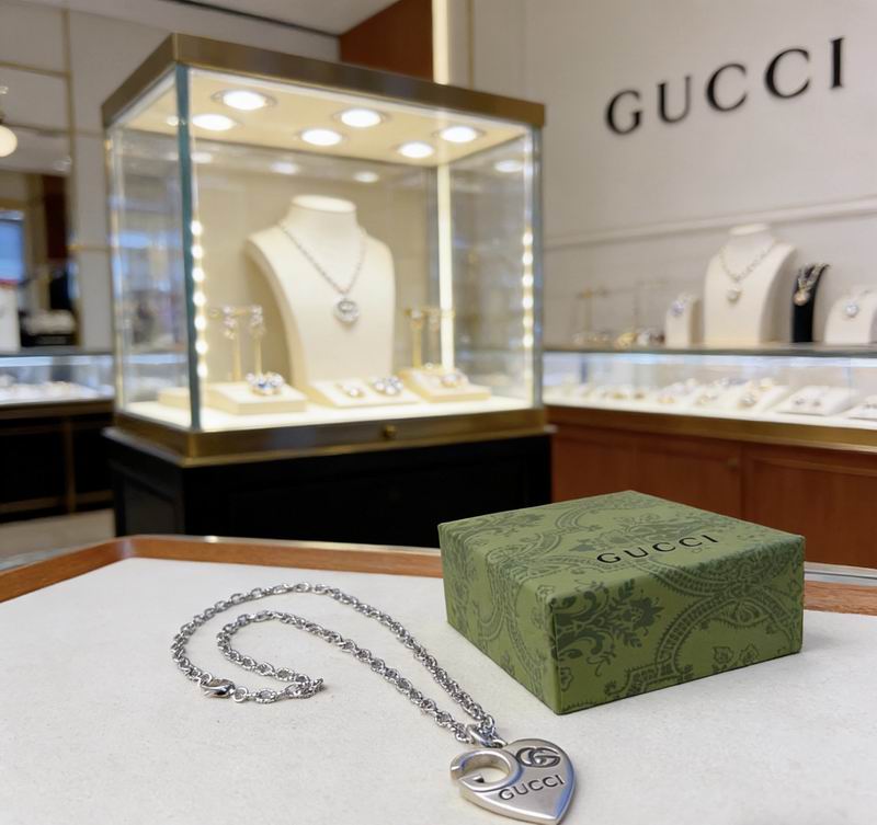 Gucci Necklace  03yxs190 (8)