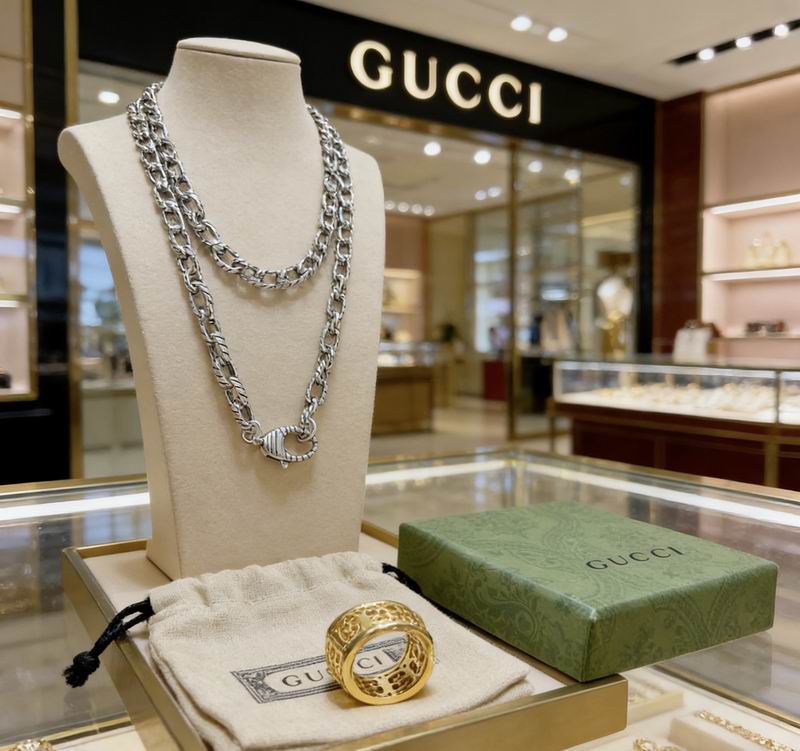 Gucci Necklace  03yxs208 (5)