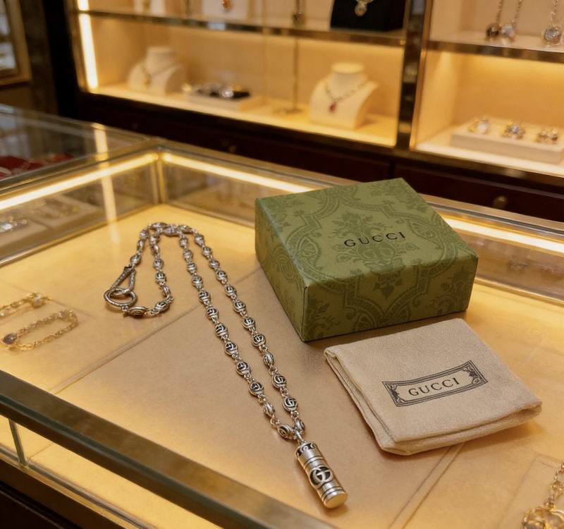 Gucci Necklace  03yxs210 (5)