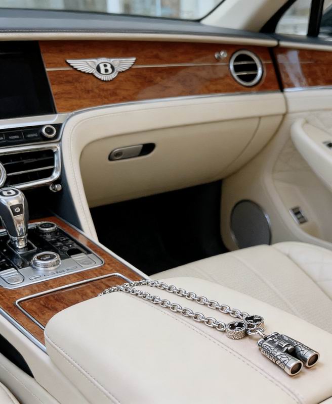 Gucci Necklace  03yxs260 (8)