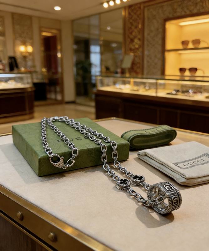 Gucci Necklace  03yxs301 (2)