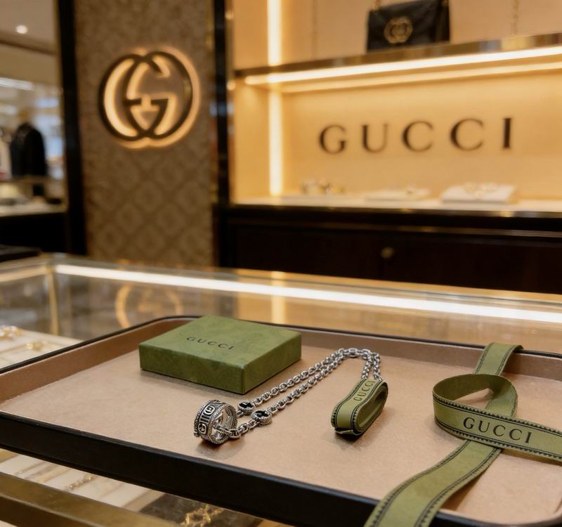 Gucci Necklace  03yxs301 (5)
