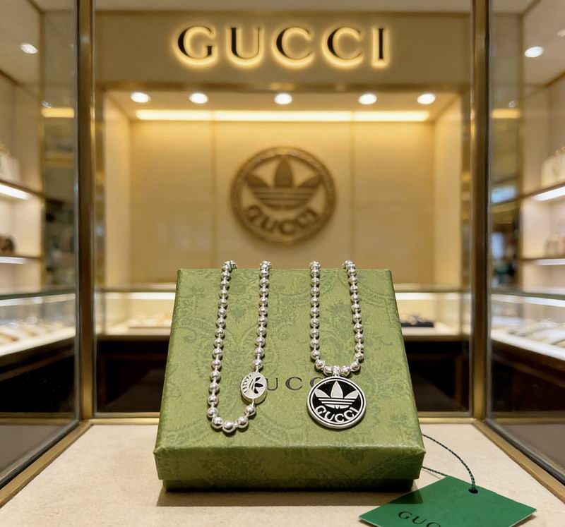 Gucci Necklace  03yxs302 (2)