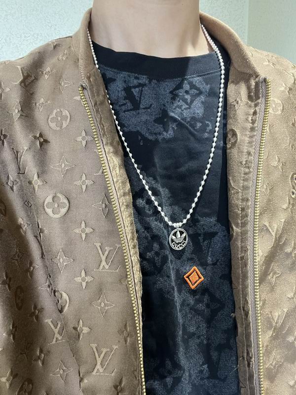 Gucci Necklace  03yxs302 (9)