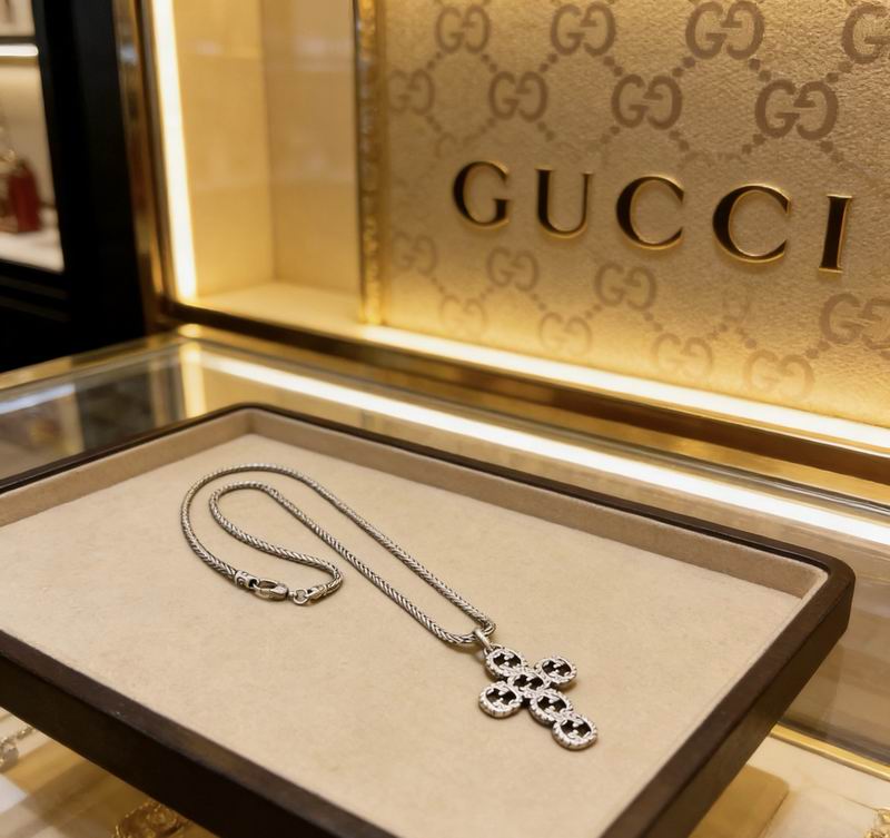 Gucci Necklace  03yxs310 (2)