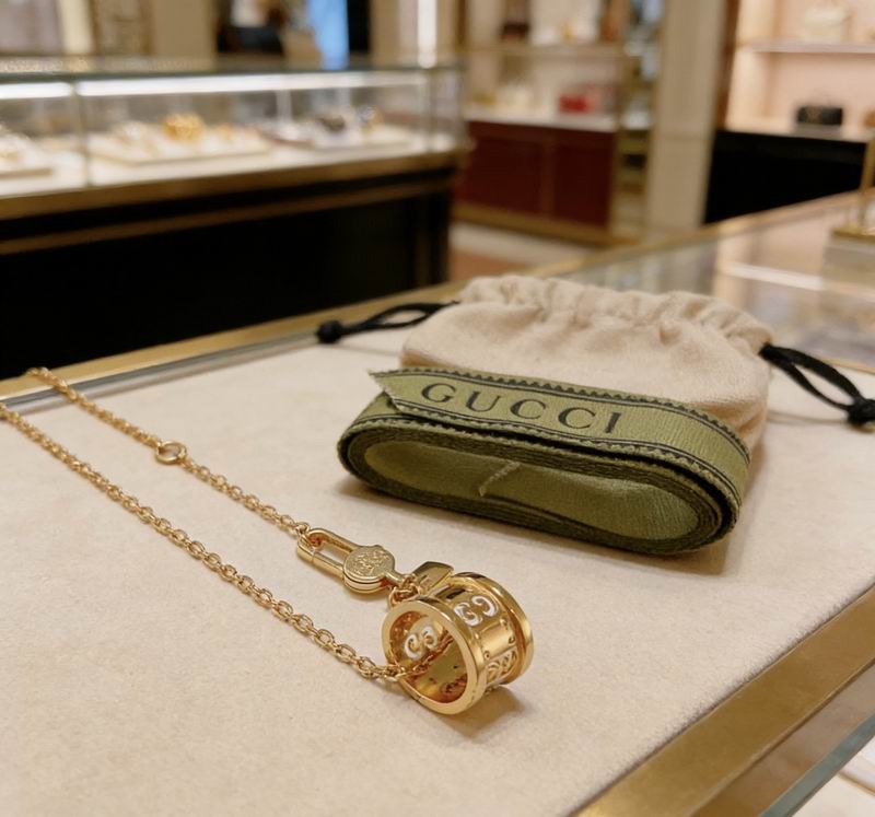 Gucci Necklace  03yxs312 (4)