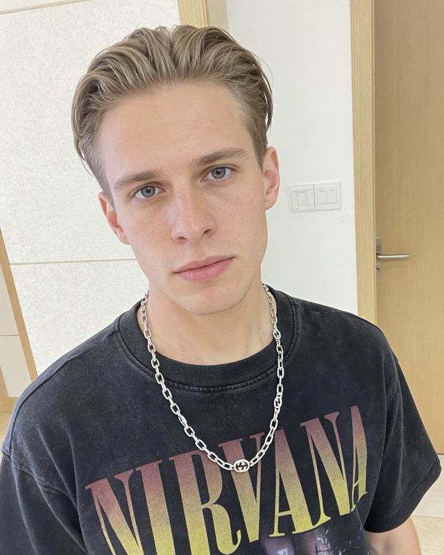 Gucci Necklace  03yxs89 (2)