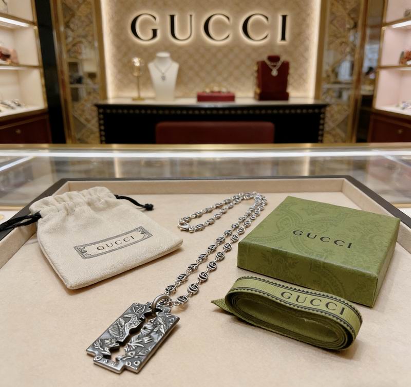 Gucci Necklace  03yxs92 (5)