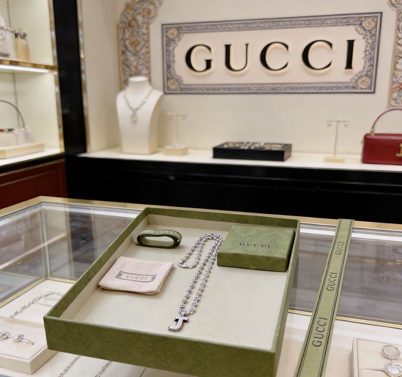 Gucci Necklace  03yxs94 (2)
