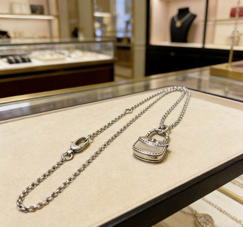 Gucci Necklace  04yxs335 (2)