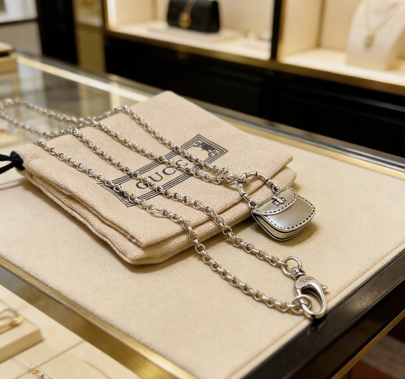 Gucci Necklace  04yxs335 (5)