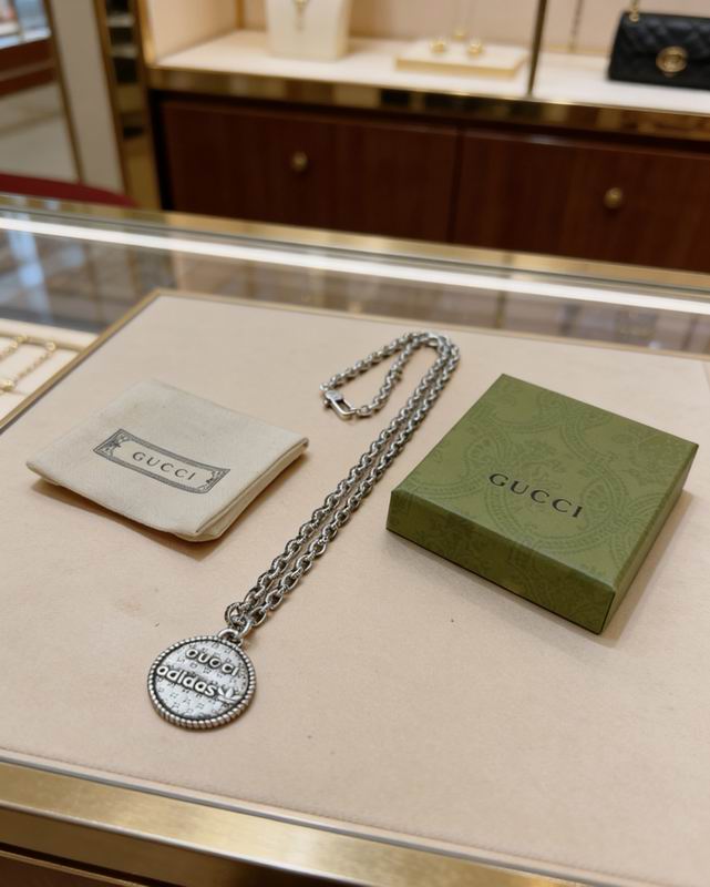 Gucci Necklace  04yxs351 (8)