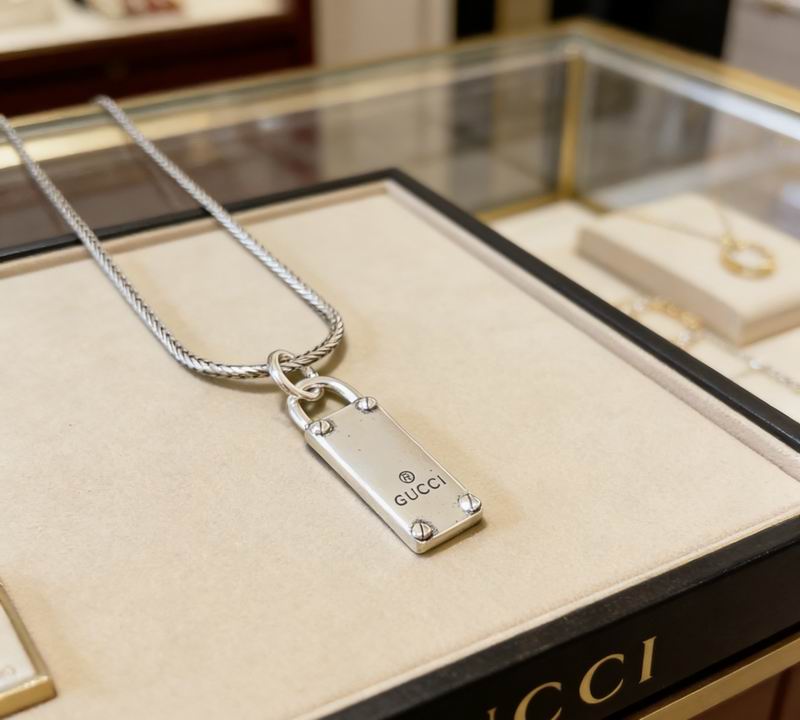 Gucci Necklace  04yxs352 (2)