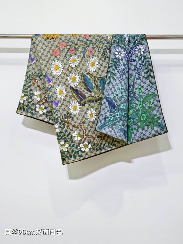 Gucci Silk Scarf 90X90cm E10 (12)