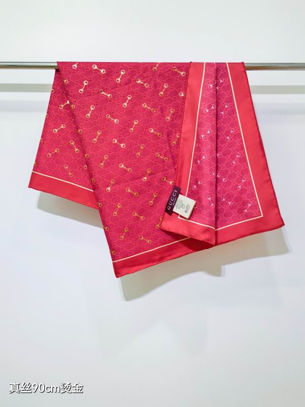 Gucci Silk Scarf 90X90cm E15 (12)
