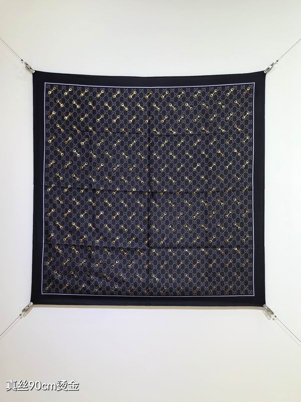 Gucci Silk Scarf 90X90cm E15 (47)
