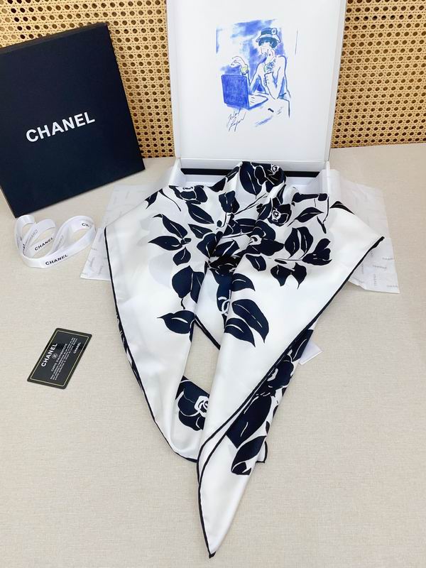 Gucci Silk Scarf 90X90cm E19 (4)