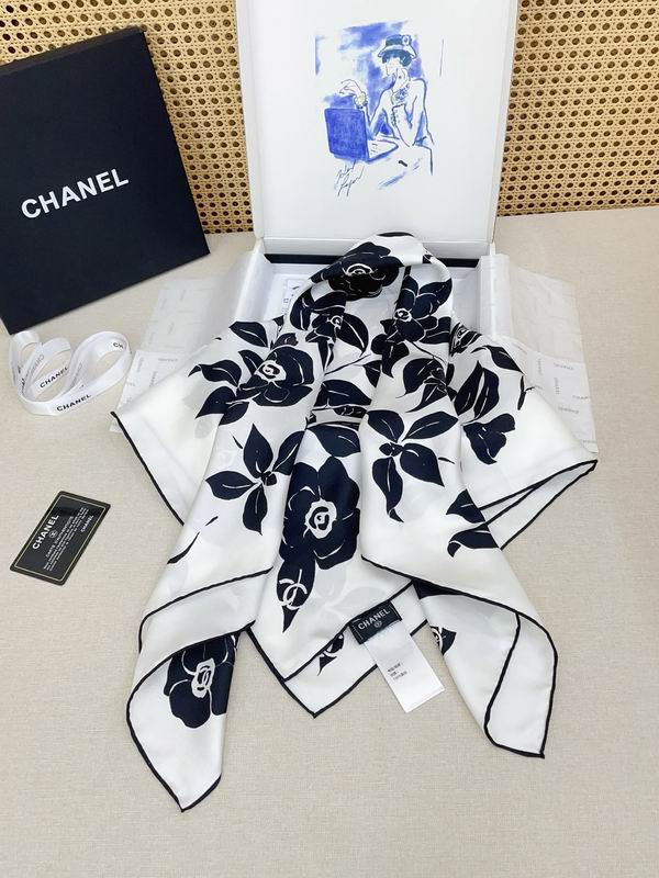 Gucci Silk Scarf 90X90cm E19 (5)