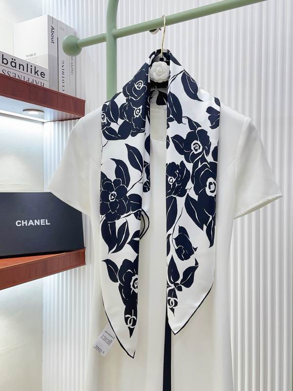 Gucci Silk Scarf 90X90cm E19 (9)