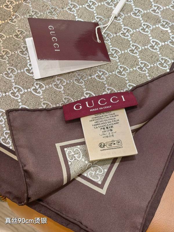 Gucci Silk Scarf 90X90cm E23 (3)