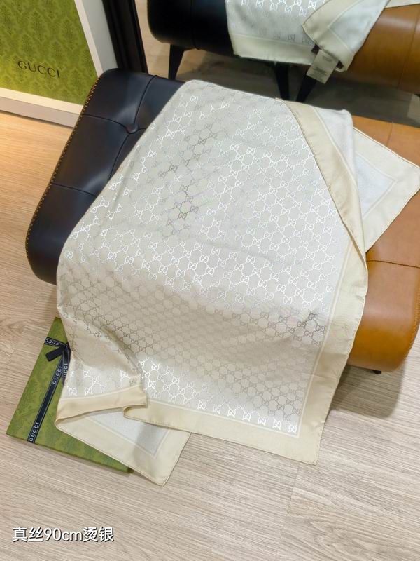 Gucci Silk Scarf 90X90cm E23 (33)